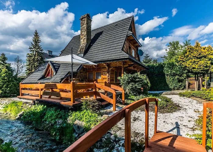 Krupówki Z Widokiem Na Giewont